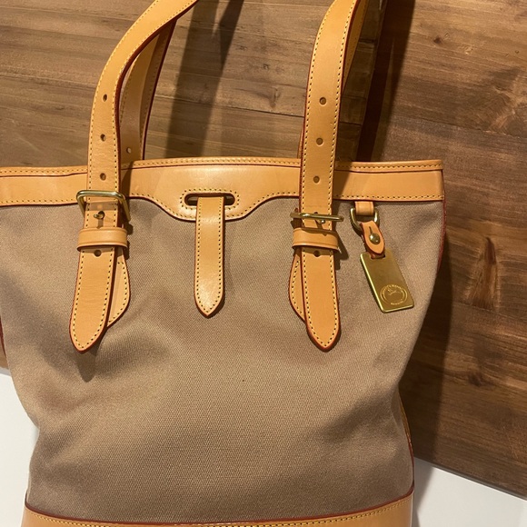 Dooney & Bourke Handbags - Dooney & Bourke Tan and Brown Tote